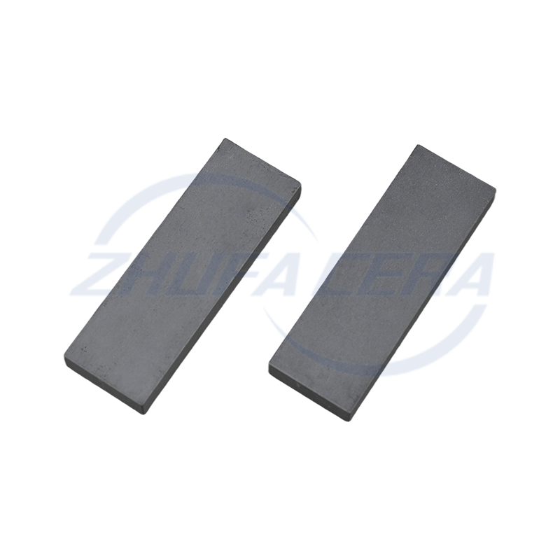 Feuille de céramique noire en carbure de silicium